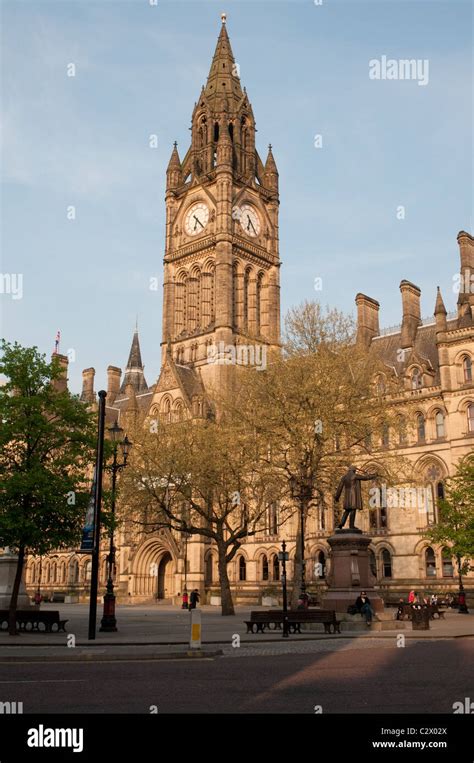 Manchester Town Hallalbert Square By The Architect Alfred Waterhouse