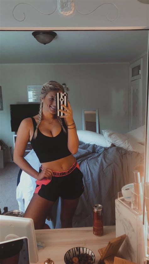 Ready For A Run How Does My Sports Bra Look Boobs