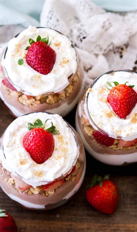 No Bake Chocolate Cheesecake Strawberry Trifle A Latte Food