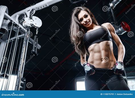 Athletic Young Girl Training Abs In Gym Stock Image Image Of