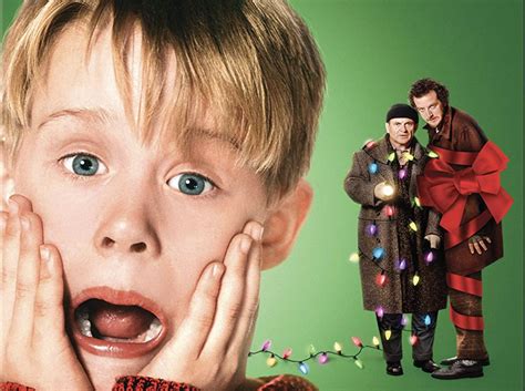 Macaulay Culkin Shared A Photo Of Himself Wearing A Home Alone Face Mask And It S Hilarious