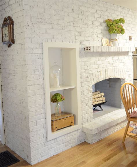 Modern Rustic Painted Brick Fireplaces Ideas 06 Dekor