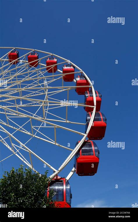 Ferris Wheel Summer Attraction In Cardiff Bay Wales Uk Stock Photo Alamy