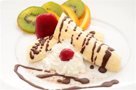 Free Picture Sweet Chocolate Food Fruit Cream Delicious Cake