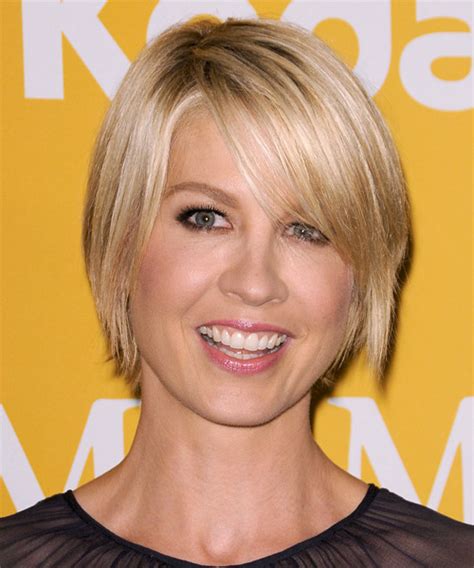 Jenna Elfman Pixie Haircut Which Haircut Suits My Face