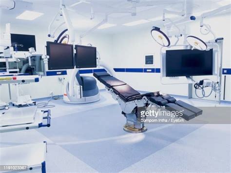 Modern Medical Clinic Photos And Premium High Res Pictures Getty Images
