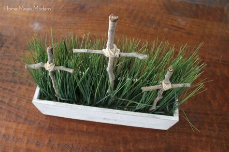 It was so strange decorating for easter and none of my family were able to come. DIY Religious Easter Decorations