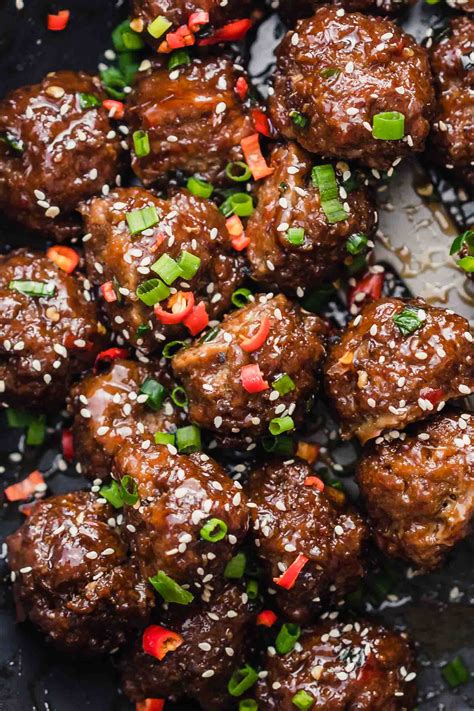 It also makes 10 to 12 servings, so it's a good party dish that can be made a day ahead. Sticky Thai Meatballs - Quick and Easy Party Appetizer ...