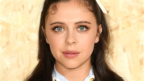 The Morning Shows Bel Powley Shares Her Bare Faced Beauty Routine Vogue