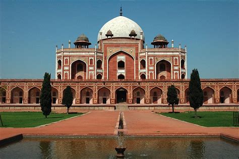 It would have weighed around two tons. Humayun Tomb Historical Facts and Pictures | The History Hub