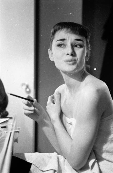 Rare Audrey Hepburn Audrey Hepburn Audrey Hepburn Photos Audrey Hepburn Style