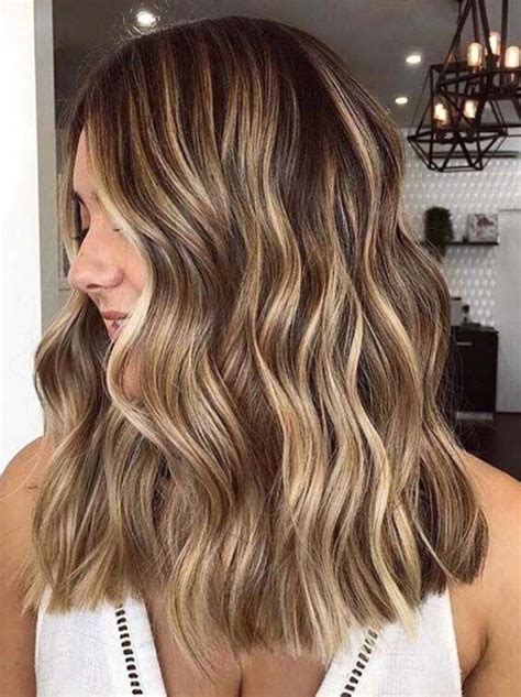 wavy sunkissed brunette hair lightbrownhair in 2020 balyage hair brown hair balayage