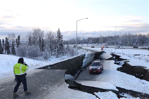 Damit gehoert alaska seismologisch zu den gegenden, mit den groessten gezeitenwellen und den staerksten erdbeben. Erdbeben in Alaska | NZZ