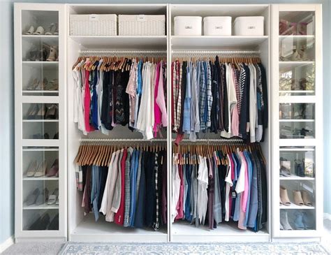 8 Tips For Storing And Organizing Your Clothes According To A Pro