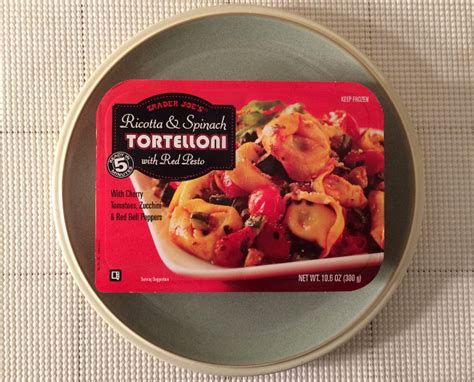 I love the frozen food of trader joes! Trader Joe's Ricotta & Spinach Tortelloni with Red Pesto ...