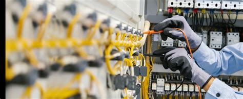 6 Reasons To Should Hire Professional Electrical Services Roohome