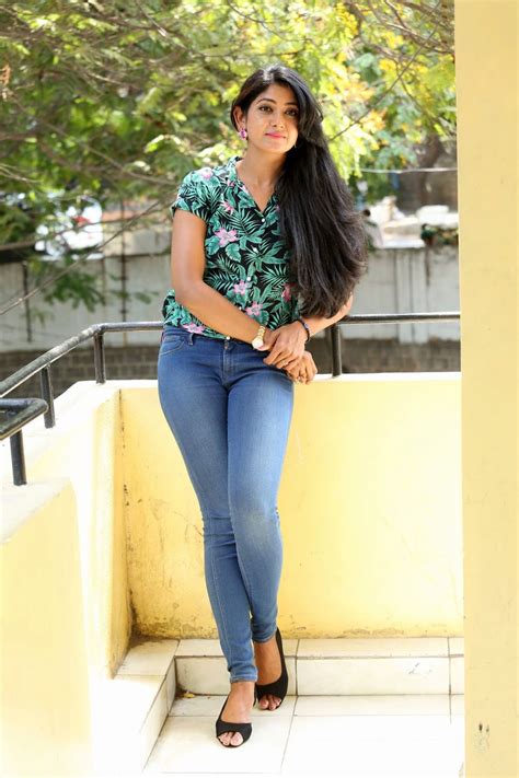 Tollywood Actress Yagna Shetty In Tight Jeans Latest Glam Pics Yagna Shetty At Lakshmis Ntr