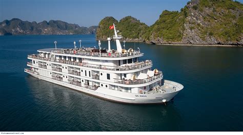 2 Days Tour Halong Bay Paradise Elegance Cruise