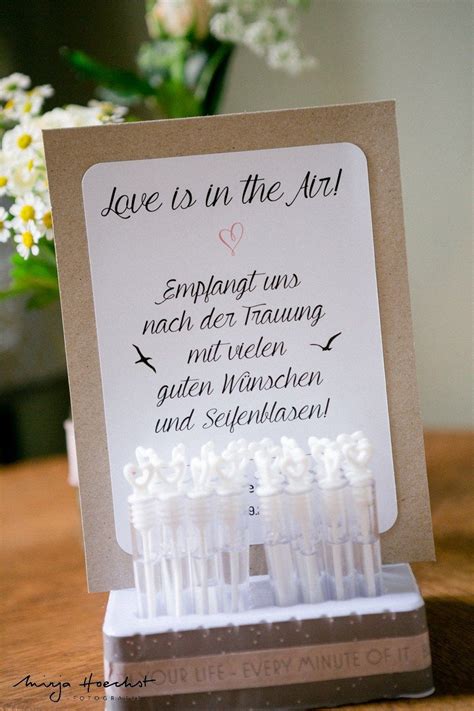 Überraschen sie die turteltauben mit einem zauberhaften moment und. Hochzeitspapeterie und Deko | Seifenblasen hochzeit ...