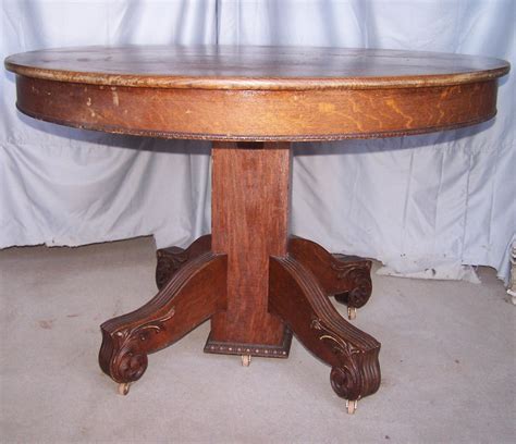 We can now offer some new solid oak round extending dining tables to meet the growing demands of our customers at new improved price levels. Bargain John's Antiques » Blog Archive Antique Round Oak ...