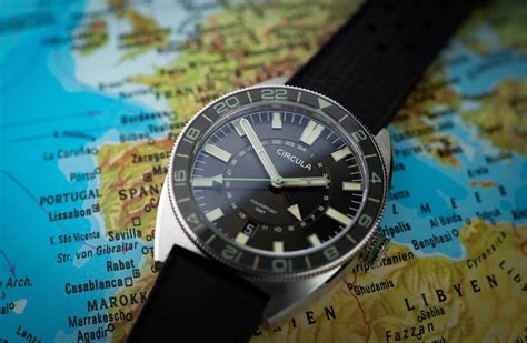 Gmt Watch And Gmt Function Explained In An Understandable Way Circula