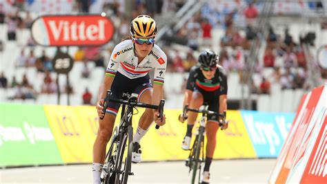 British Champion Lizzie Deignan Wins Gp De Plouay In France Cycling News Sky Sports