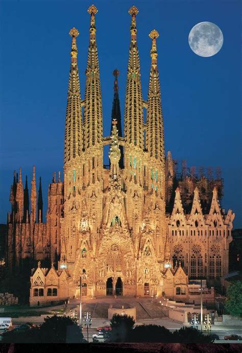 Catedral De La Sagrada Familia España La Sagrada Familia Es Una Gran