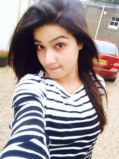Indian Girls Photo Indian Cute And Beautiful Gils Facebook Selfiealbum 2