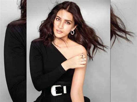 Kriti Sanon Shines In All Black Outfit Moviekoop