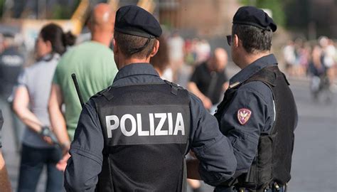 Italian Police Arrest 19 In Swap Sting