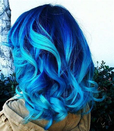 The technique here is to add in a very small quantity of the opposite color only. 4 Bold Hair Color ideas to Try This Summer - Page 2 of 4 ...