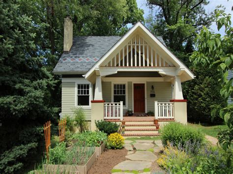 Big porch will keep you in the know! Bungalow Craftsman Front Porches Small Craftsman Front ...