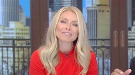 Lives Kelly Ripa Admits Shes ‘dead Inside From Hosting Talk Show