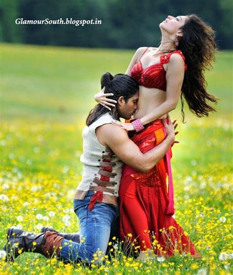 Tamilactress Blogspot In Tamanna Navel Kiss By Allu Arjun Indian Actress Hot Pics Cute