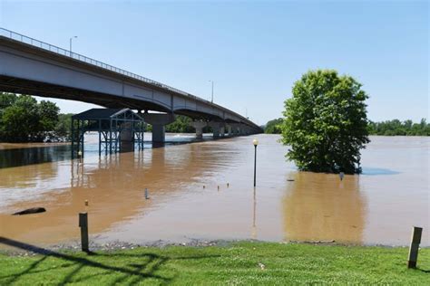 Record Flooding Causes Levee Breach In Western Arkansas The Seattle Times