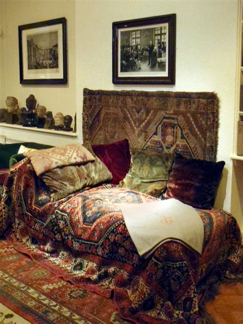 Museum Appeals For Funds To Restore Freuds Couch Abc News