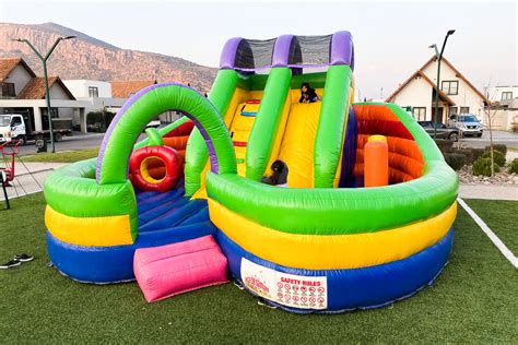 Arriendo De Juego Inflable Multipropósito Fun City 6 X 6