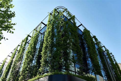 Jakob Green Wall Provides Shade To Glass Building Green Walls