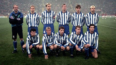 Ifk göteborg, även kallat blåvitt och änglarna, grundades 1904 och herrlaget i fotboll spelar i allsvenskan. IFK GÖTEBORG: Så lever Blåvitts guldhjältar från 90-talet ...