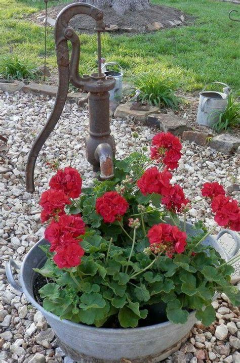 Garden tubs are bigger than your basic tub, but they're missing some features, too. 15 Cool DIY Galvanized Tubs Ideas For Your Backyard