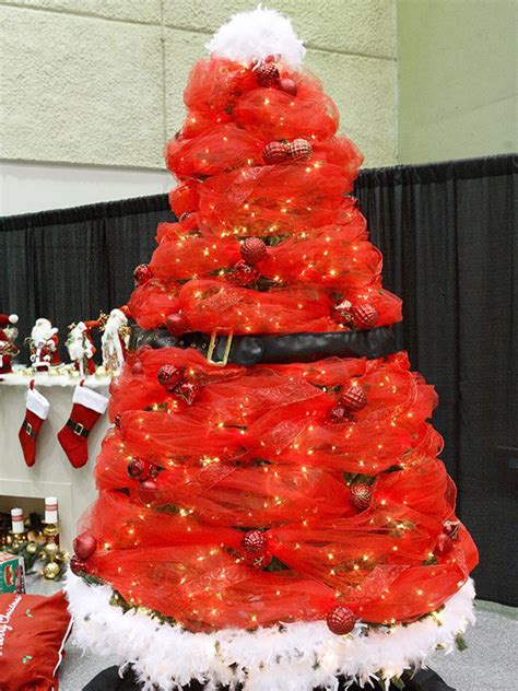 11 Awesome And Unique Christmas Tree Ideas For This Year Awesome 11