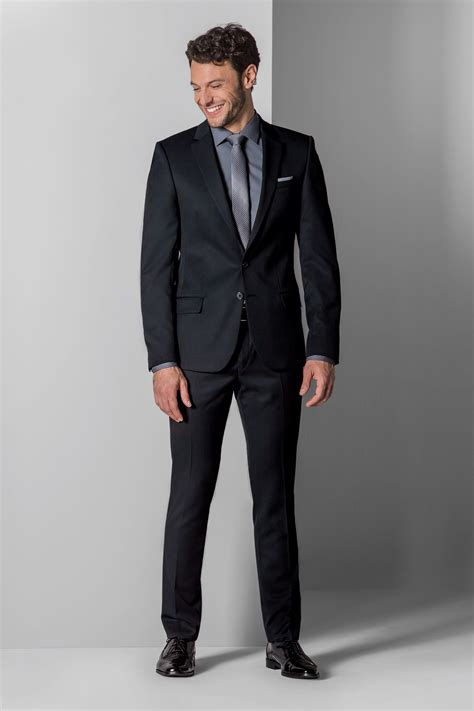 collection 2019 20 corporate wear anzug aus der basic kollektion in schwarz kombiniert mit