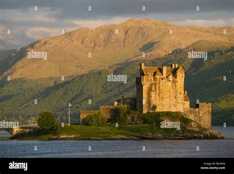 Eilean Donan Castle Dornie Kyle Of Lochalsh Scotland Summer Sunset