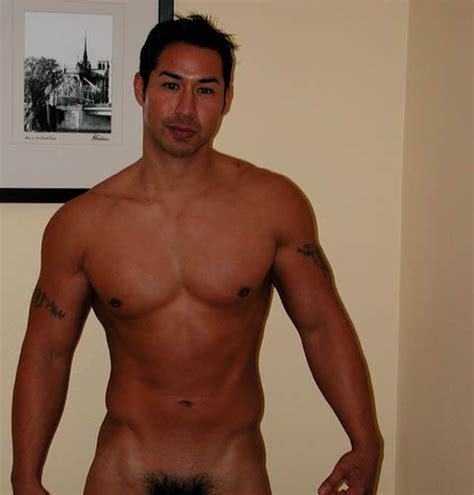 Asian Muscle Queerclick