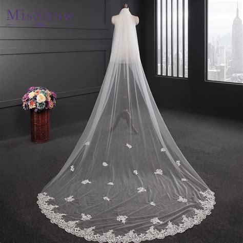 2018 New Design Wedding Veil 3 Meters Long Applique Lace Bridal Veils With Comb One Layer Ivory