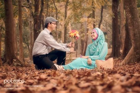 We did not find results for: 64 Foto PreWedding Muslim Outdoor Unik ~ Ayeey.com ...
