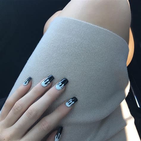 10 Unique Nail Designs Of Kylie Jenner We Are Obsessed About