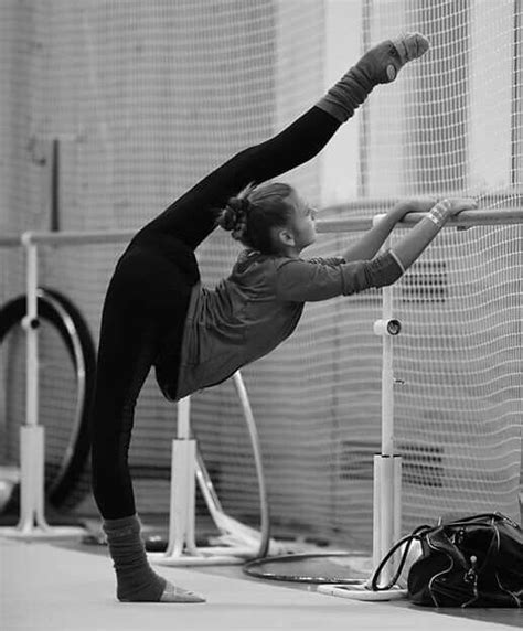 𝐼𝓃𝓈𝓅𝒾𝓇𝒶𝓉𝒾𝑜𝓃𝒟𝒶𝒾𝓁𝓎･ﾟ★ Rhythmic Gymnastics Training Gymnastics