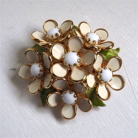 This Sweet Vintage Enamel Flower Brooch Features A Clustered Dome Of