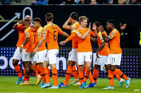 Je vind hier ook oudere resultaten, standen en meer. Nederlands Elftal : Perr Schuurs Geselecteerd Voor ...